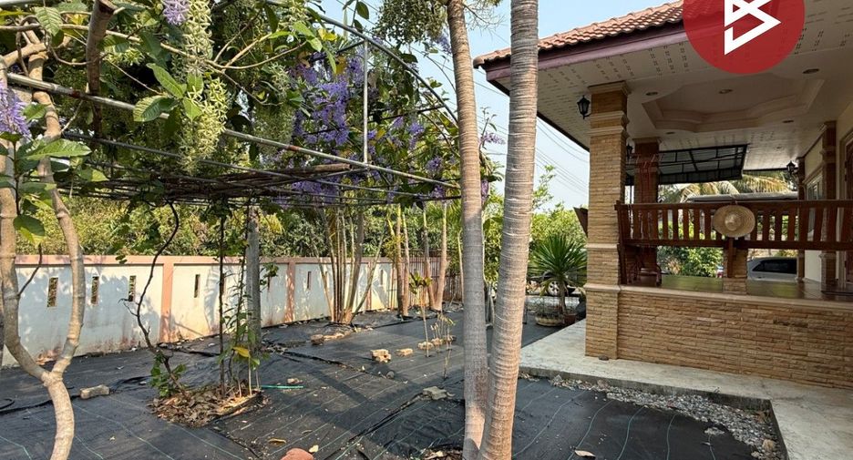 For sale 2 bedrooms house in Ban Hong, Lamphun