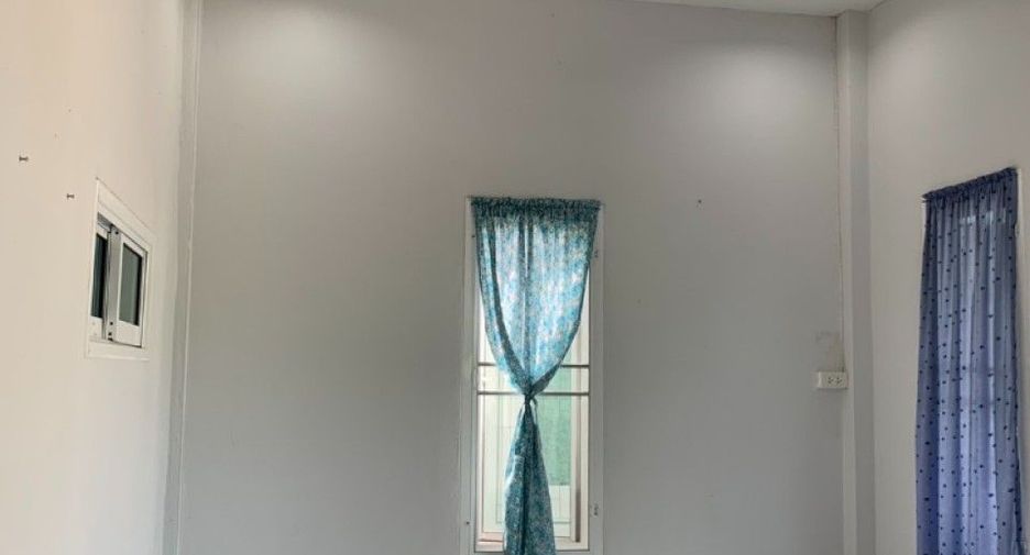 For sale 5 bedrooms house in Mueang Nakhon Sawan, Nakhon Sawan