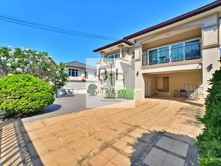 À louer et à vendre 4 chambres maison à Bang Lamung, Chonburi