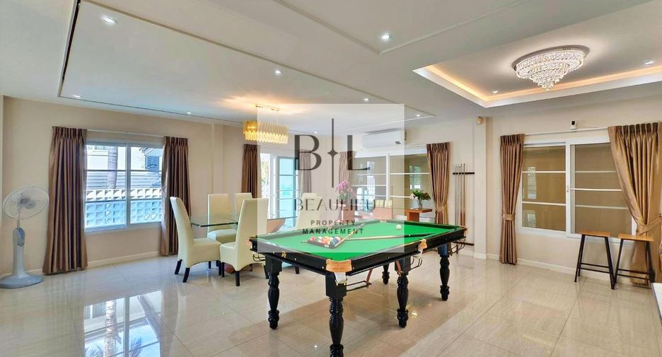Casa en alquiler y en venta de 4 habitaciones en Bang Lamung, Chonburi