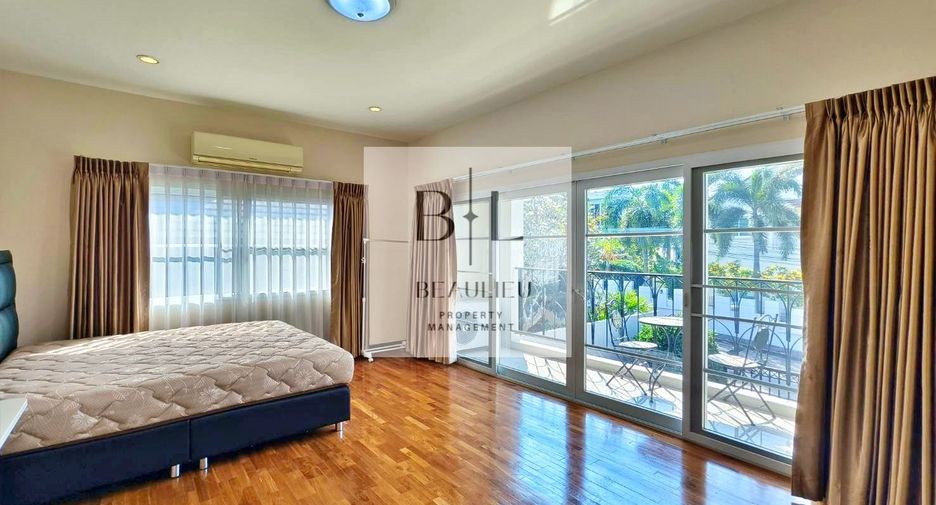 Casa en alquiler y en venta de 4 habitaciones en Bang Lamung, Chonburi