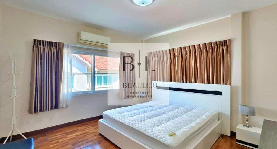 Casa en alquiler y en venta de 4 habitaciones en Bang Lamung, Chonburi