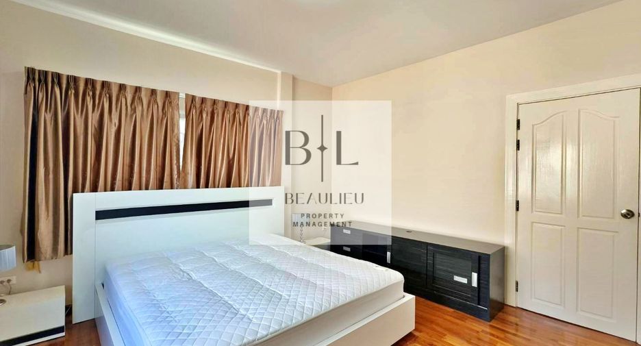 Casa en alquiler y en venta de 4 habitaciones en Bang Lamung, Chonburi