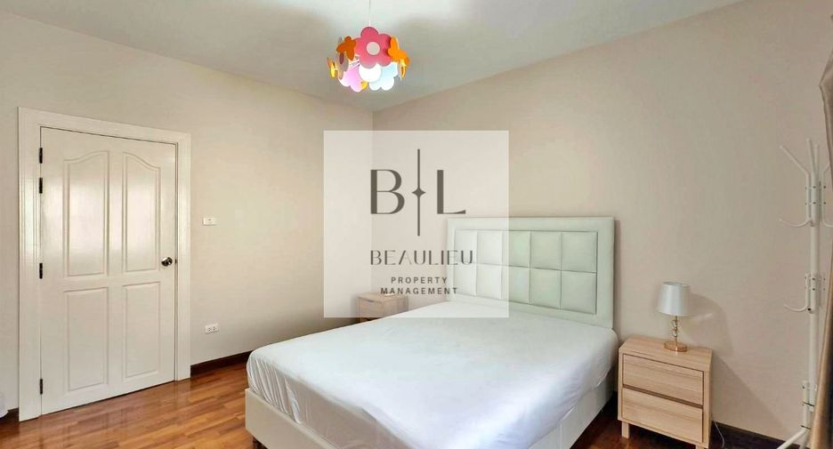 Casa en alquiler y en venta de 4 habitaciones en Bang Lamung, Chonburi