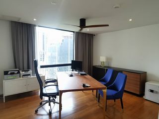 For sale 3 bedrooms condo in Pathum Wan, Bangkok