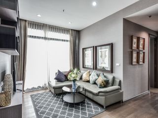 For sale 2 ベッドルーム condo in Sathon, Bangkok