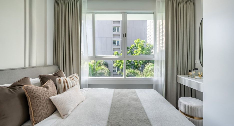 For rent 1 bed condo in Huai Khwang, Bangkok