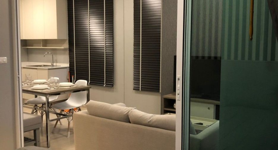 For rent 1 bed condo in Huai Khwang, Bangkok