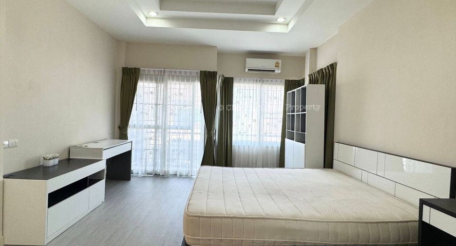For rent 3 bedrooms house in Bang Lamung, Chonburi