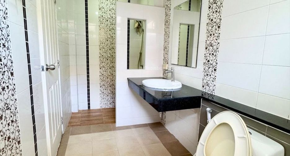 For rent 3 bedrooms house in Bang Lamung, Chonburi
