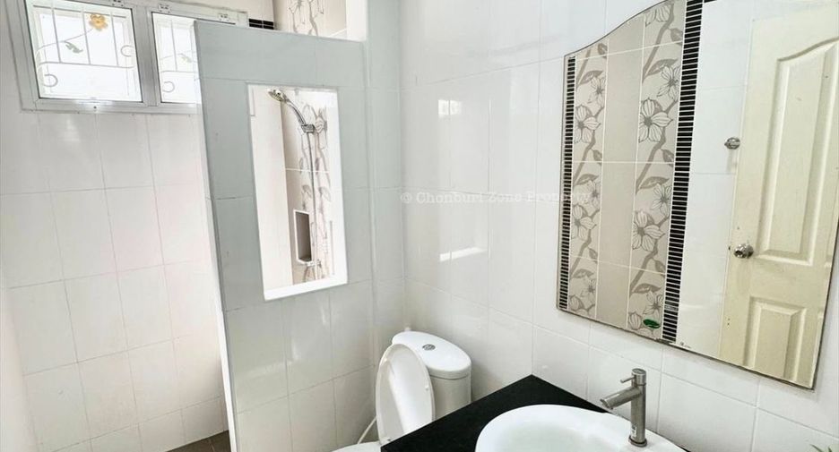 For rent 3 bedrooms house in Bang Lamung, Chonburi
