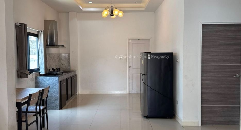 For rent 2 bedrooms house in Si Racha, Chonburi