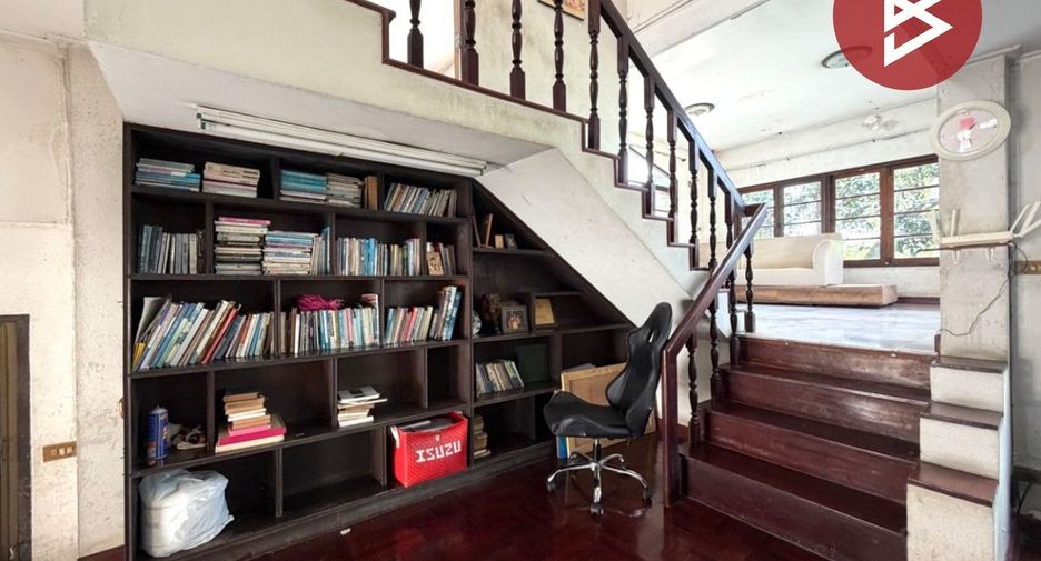 For sale 3 bedrooms house in Bang Khae, Bangkok
