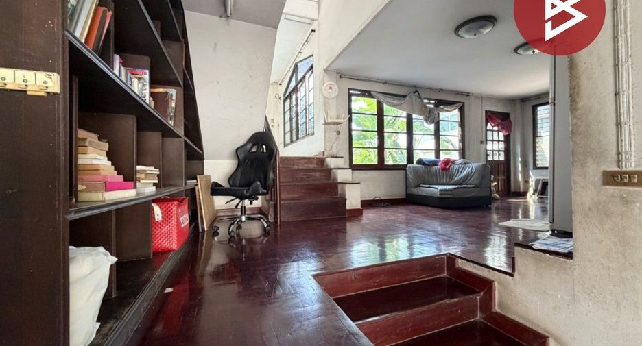 For sale 3 bedrooms house in Bang Khae, Bangkok