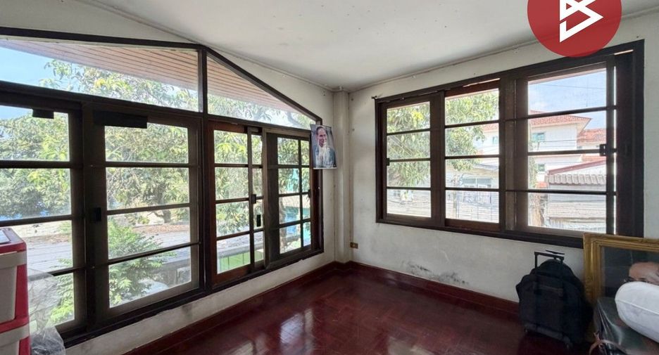 For sale 3 bedrooms house in Bang Khae, Bangkok