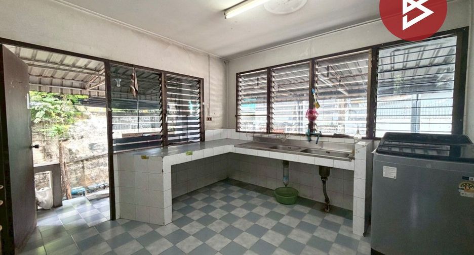 For sale 3 bedrooms house in Bang Khae, Bangkok