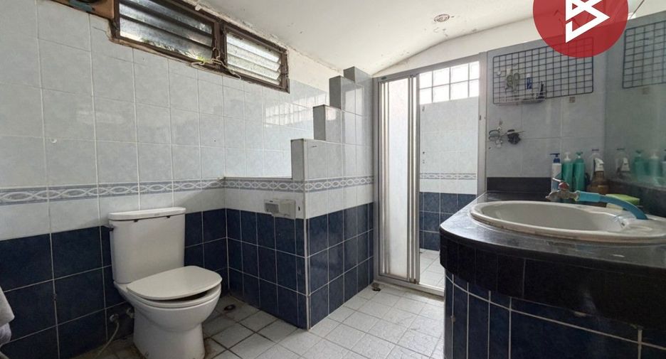 For sale 3 bedrooms house in Bang Khae, Bangkok