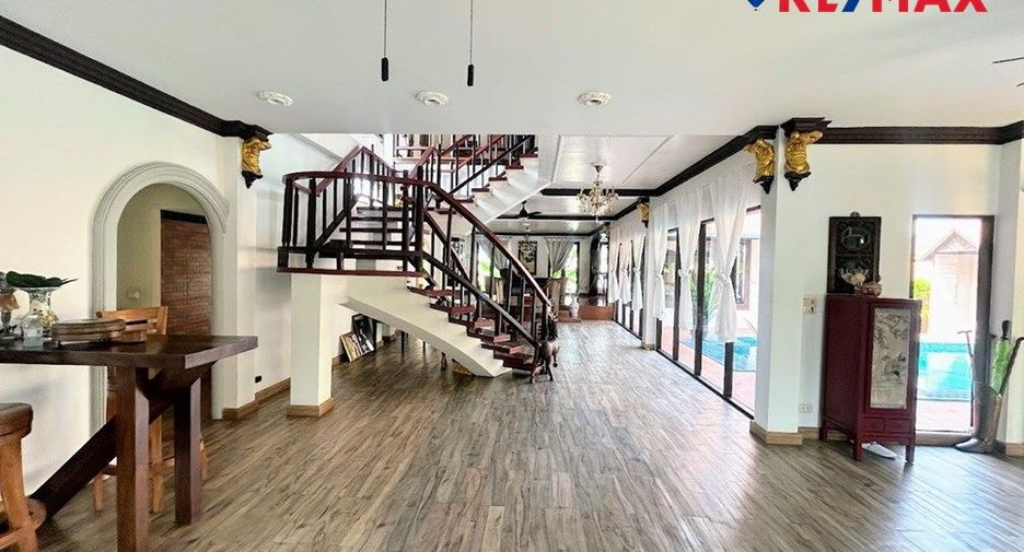 For sale 3 bedrooms house in Jomtien, Pattaya