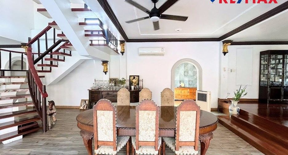 For sale 3 bedrooms house in Jomtien, Pattaya