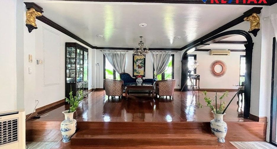 For sale 3 bedrooms house in Jomtien, Pattaya