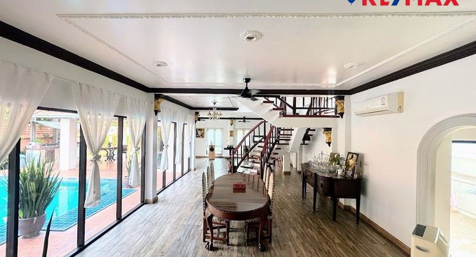For sale 3 bedrooms house in Jomtien, Pattaya