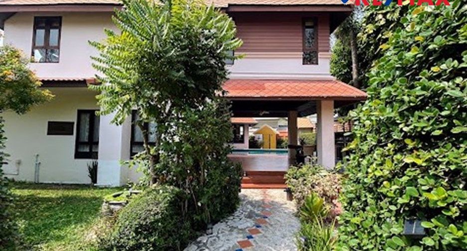 For sale 3 bedrooms house in Jomtien, Pattaya