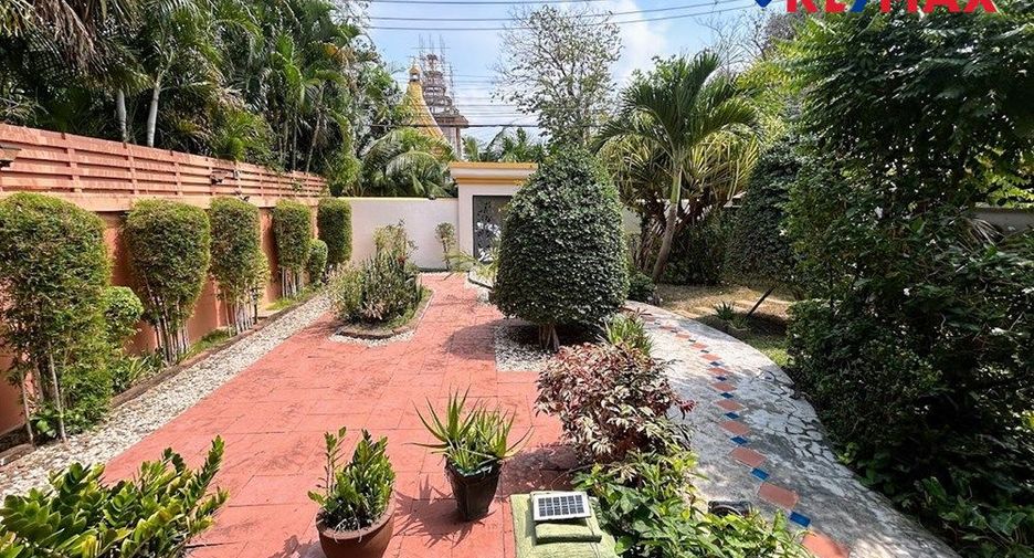 For sale 3 bedrooms house in Jomtien, Pattaya