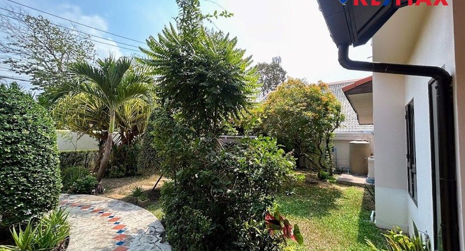 For sale 3 bedrooms house in Jomtien, Pattaya
