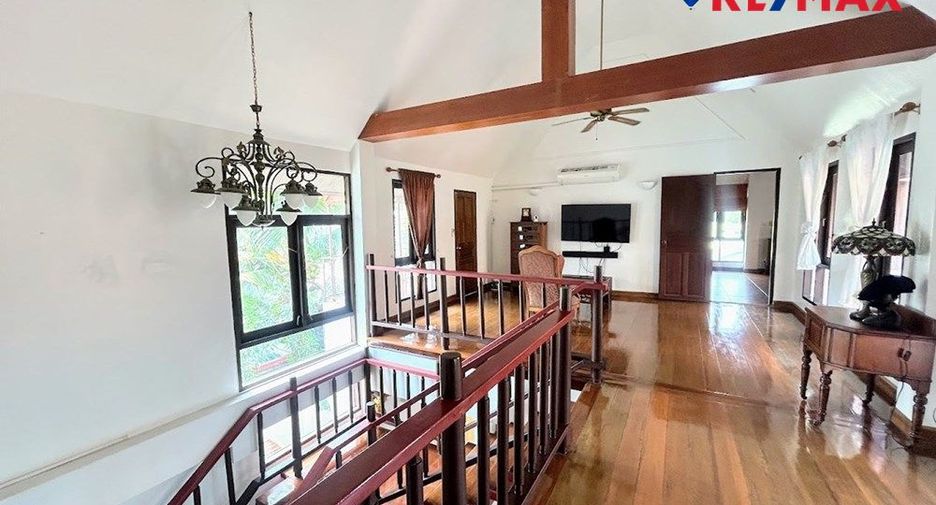 For sale 3 bedrooms house in Jomtien, Pattaya