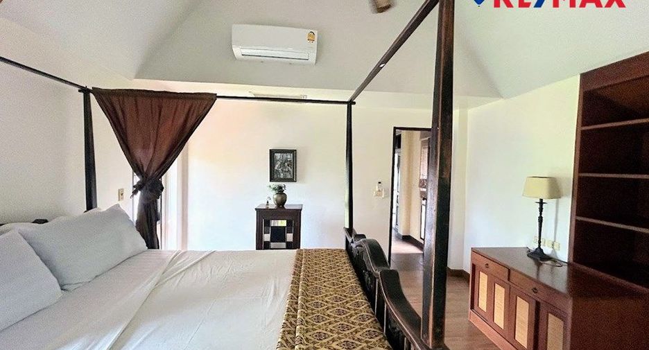 For sale 3 bedrooms house in Jomtien, Pattaya