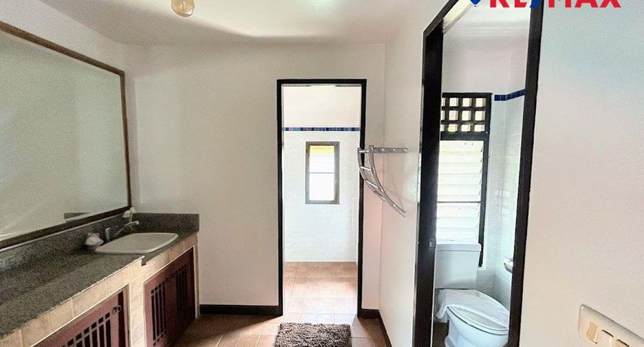 For sale 3 bedrooms house in Jomtien, Pattaya