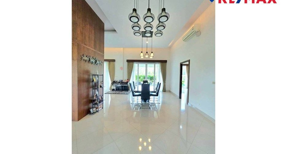 For sale 3 ベッドルーム house in Bang Lamung, Chonburi