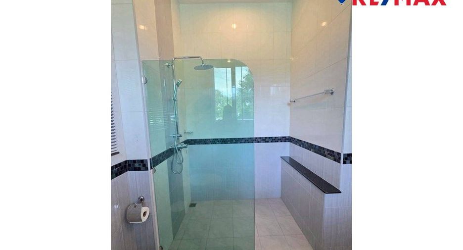 For sale 3 ベッドルーム house in Bang Lamung, Chonburi