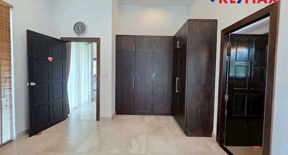 For sale 3 ベッドルーム house in Bang Lamung, Chonburi