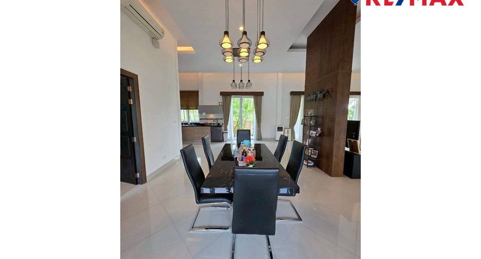 For sale 3 ベッドルーム house in Bang Lamung, Chonburi