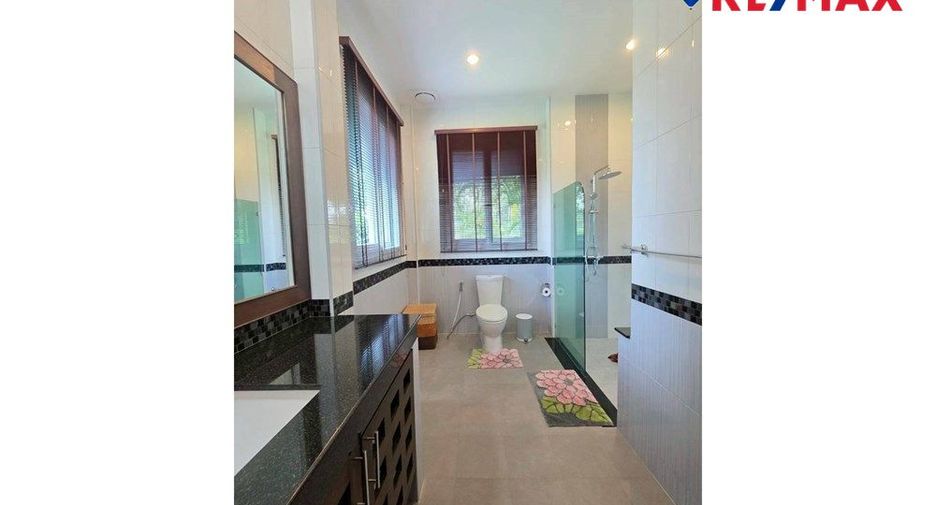 For sale 3 ベッドルーム house in Bang Lamung, Chonburi
