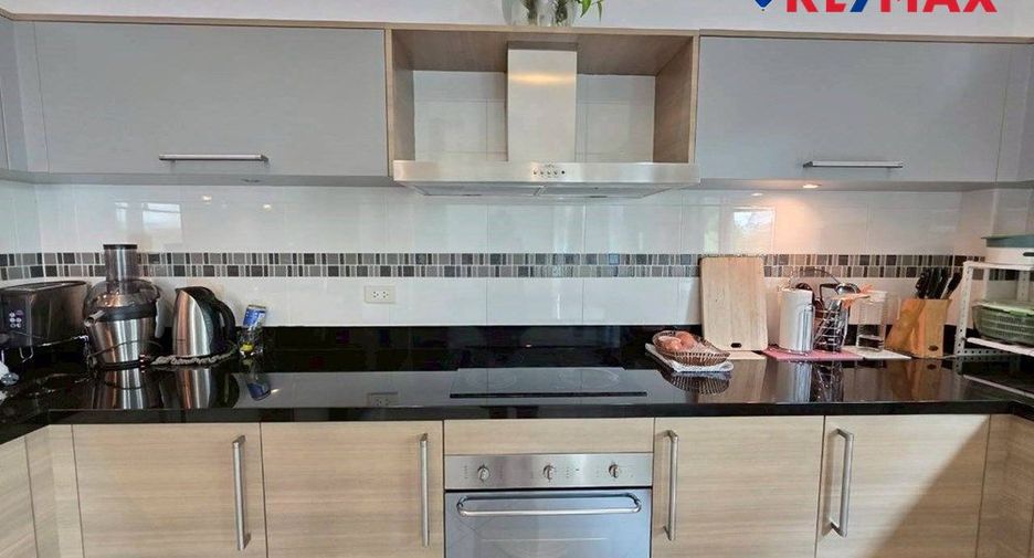 For sale 3 ベッドルーム house in Bang Lamung, Chonburi