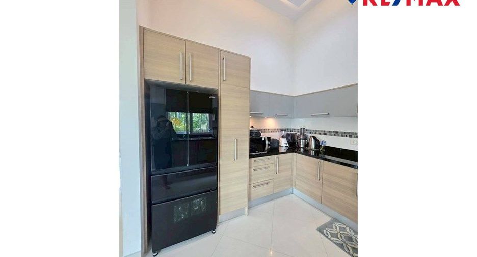 For sale 3 ベッドルーム house in Bang Lamung, Chonburi