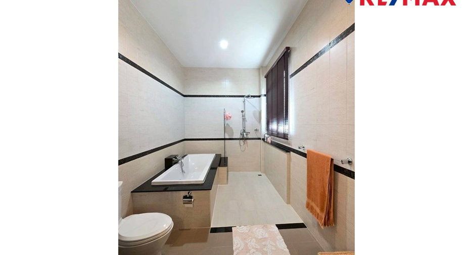 For sale 3 ベッドルーム house in Bang Lamung, Chonburi