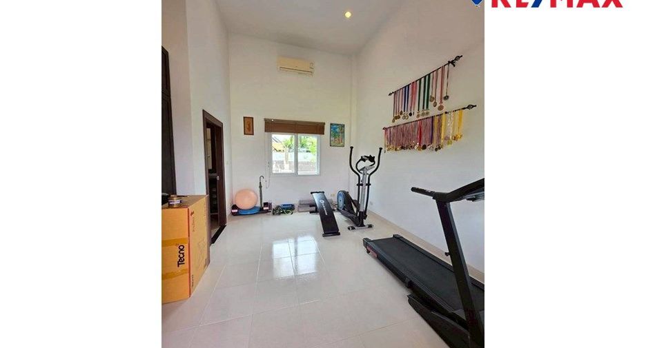 For sale 3 ベッドルーム house in Bang Lamung, Chonburi
