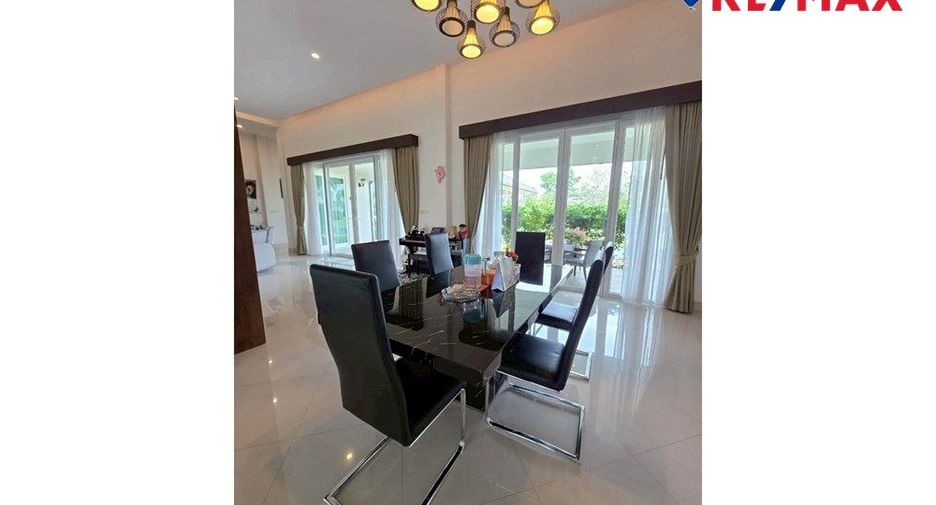 For sale 3 ベッドルーム house in Bang Lamung, Chonburi