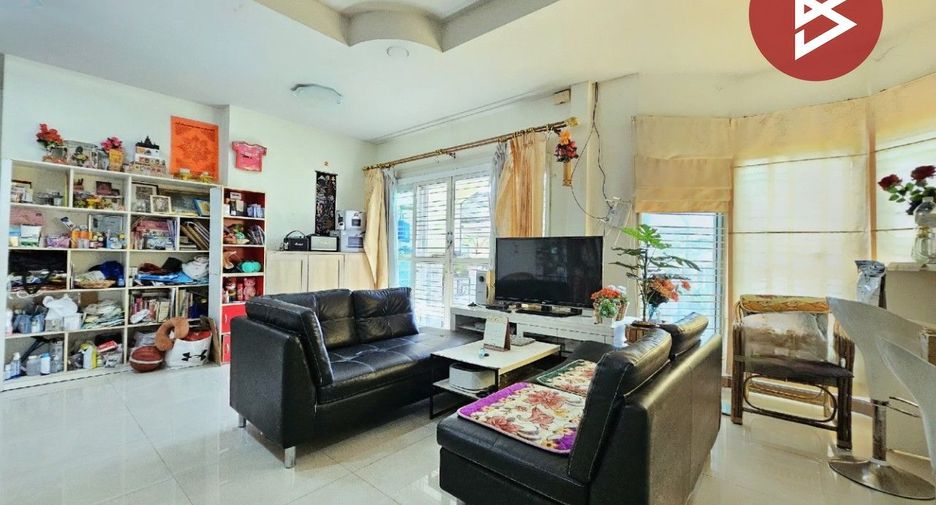 For sale 3 bedrooms house in Phan Thong, Chonburi