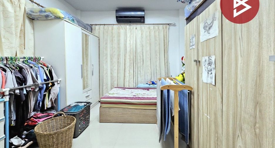 For sale 3 bedrooms house in Phan Thong, Chonburi