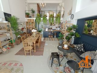 For sale 2 bedrooms retail Space in Lat Krabang, Bangkok