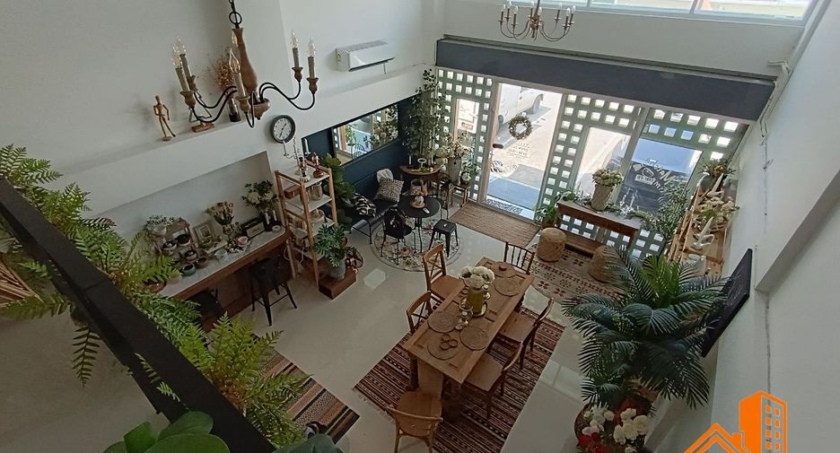 For sale 2 bedrooms retail Space in Lat Krabang, Bangkok