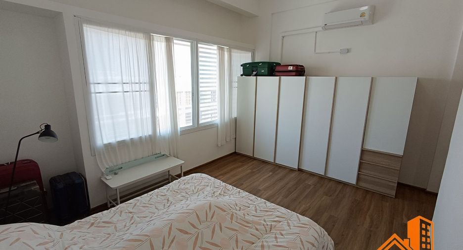For sale 2 bedrooms retail Space in Lat Krabang, Bangkok