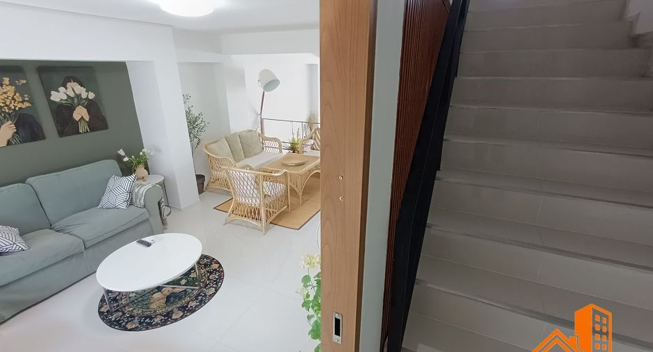 For sale 2 bedrooms retail Space in Lat Krabang, Bangkok
