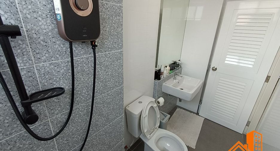 For sale 2 bedrooms retail Space in Lat Krabang, Bangkok