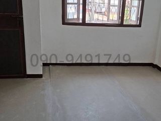 For rent 2 bedrooms townhouse in Saphan Sung, Bangkok