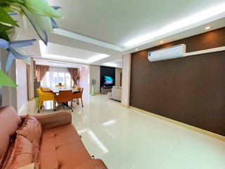 À louer 3 chambres maison à Bang Lamung, Chonburi